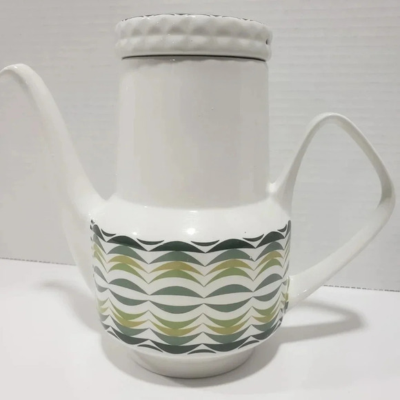 Vintage Genuine Ironstone  Pontesa The Castillian Collection Teapot White/Green. - Picture 1 of 9